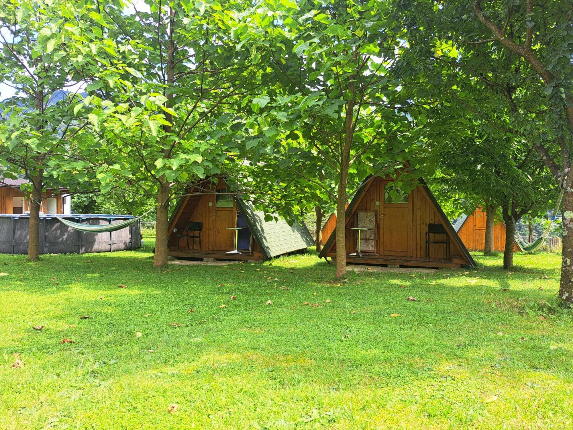 Glamping Hiske Petrin Hotel Толмин Екстериор снимка